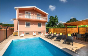 Stunning home in Marcana w/ Outdoor swimming pool and 4 Bedrooms